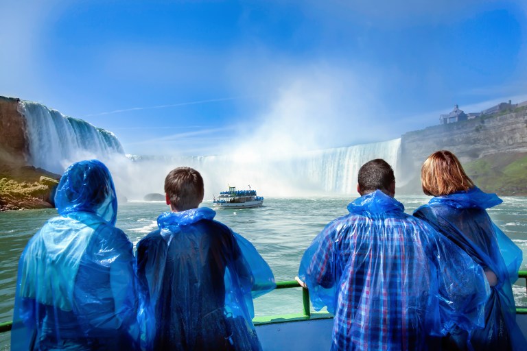 Tax season checklist: the reports every tour and activity business needs